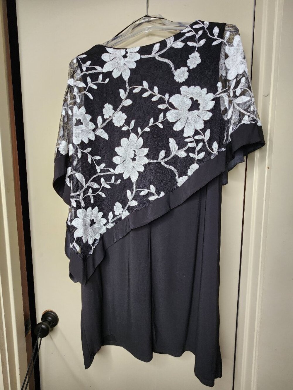 R&M Richards Plus 18W Dress – Black w/ White Floral Sequin Overlay